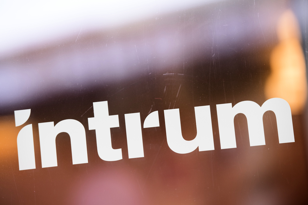 Intrum negotiates loans – hopes to reduce debt