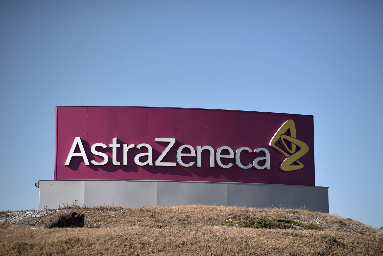 Astra Zeneca's China Chief Arrested by Police