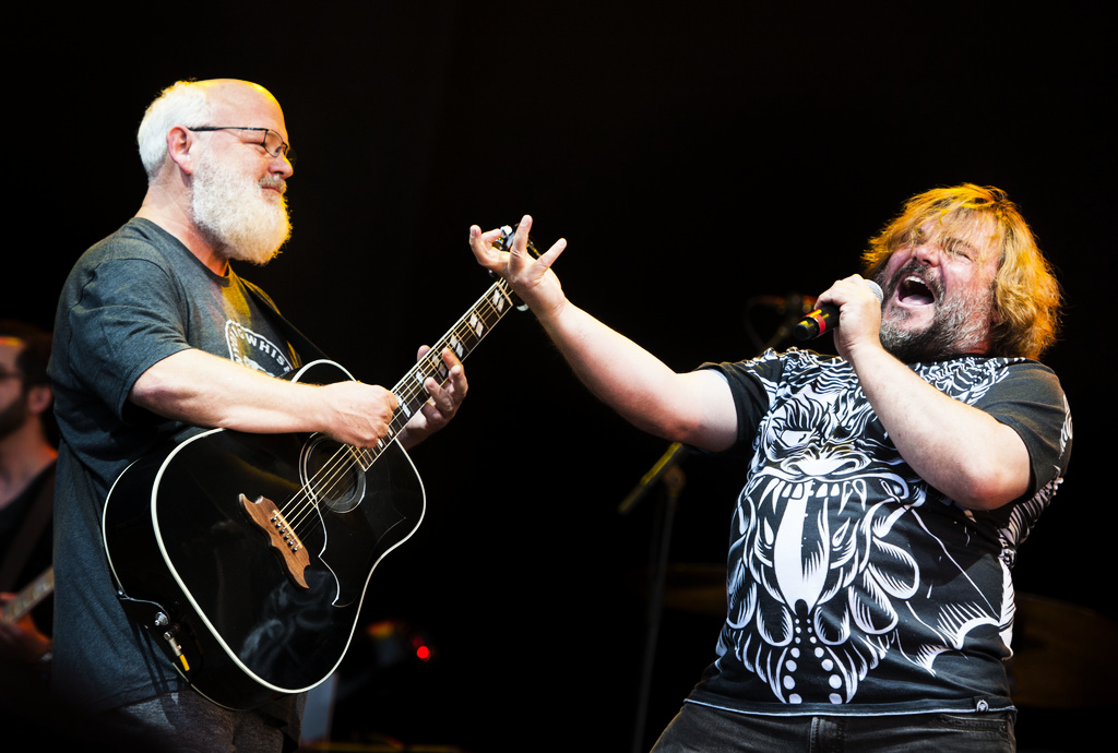 After the Trump Joke: Tenacious D Cancels Tour