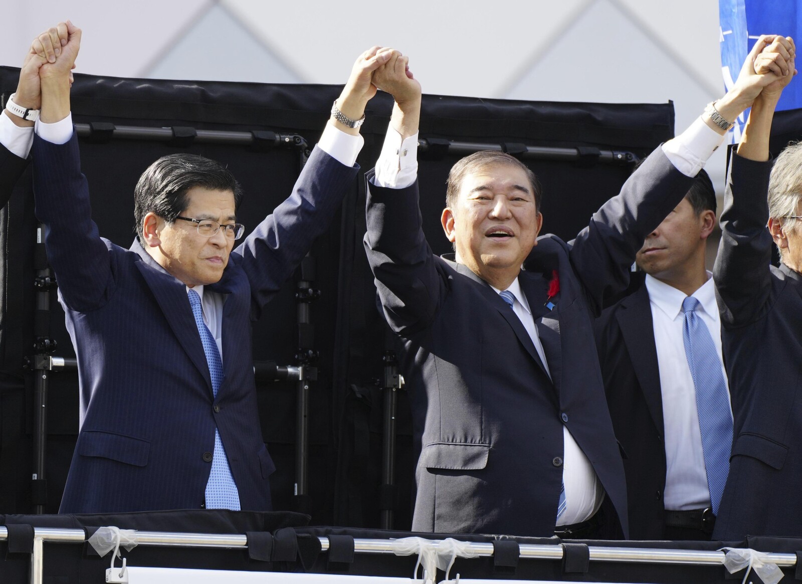 Ruling Party in Japan Loses Majority