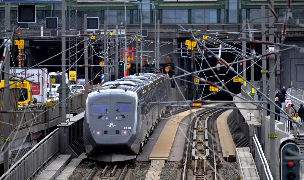 "Bridge failure stopped trains between Stockholm and Gothenburg"