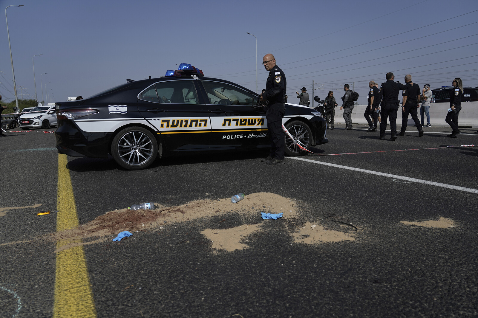 Police officer killed in shooting in southern Israel