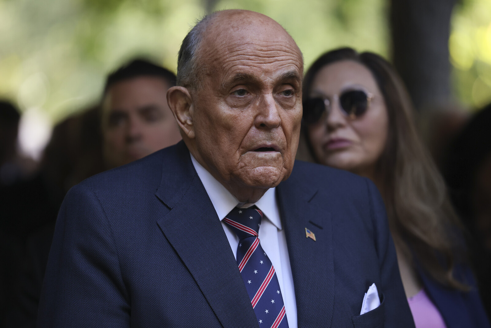 Giuliani must hand over luxury